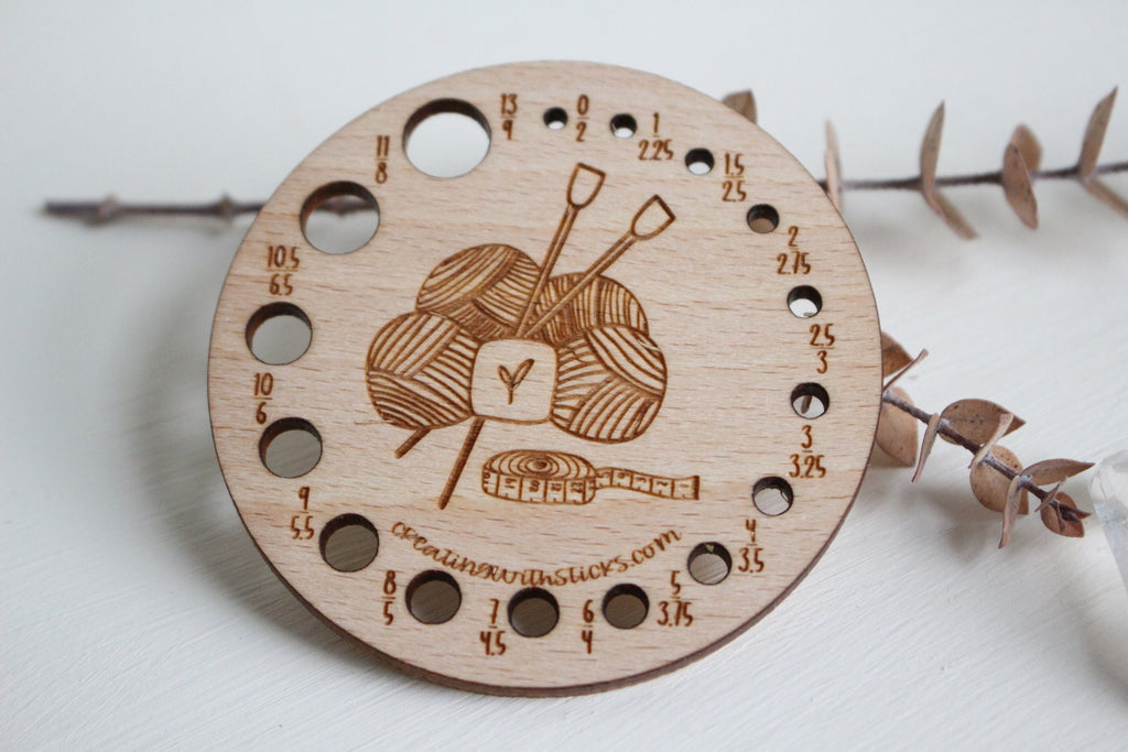 Wooden Yarn Ball Knitting Needle Gauge, Laser Engraved Solid Wood Needle Gauge, Knitting Accessories and Tools, Gift for Knitter