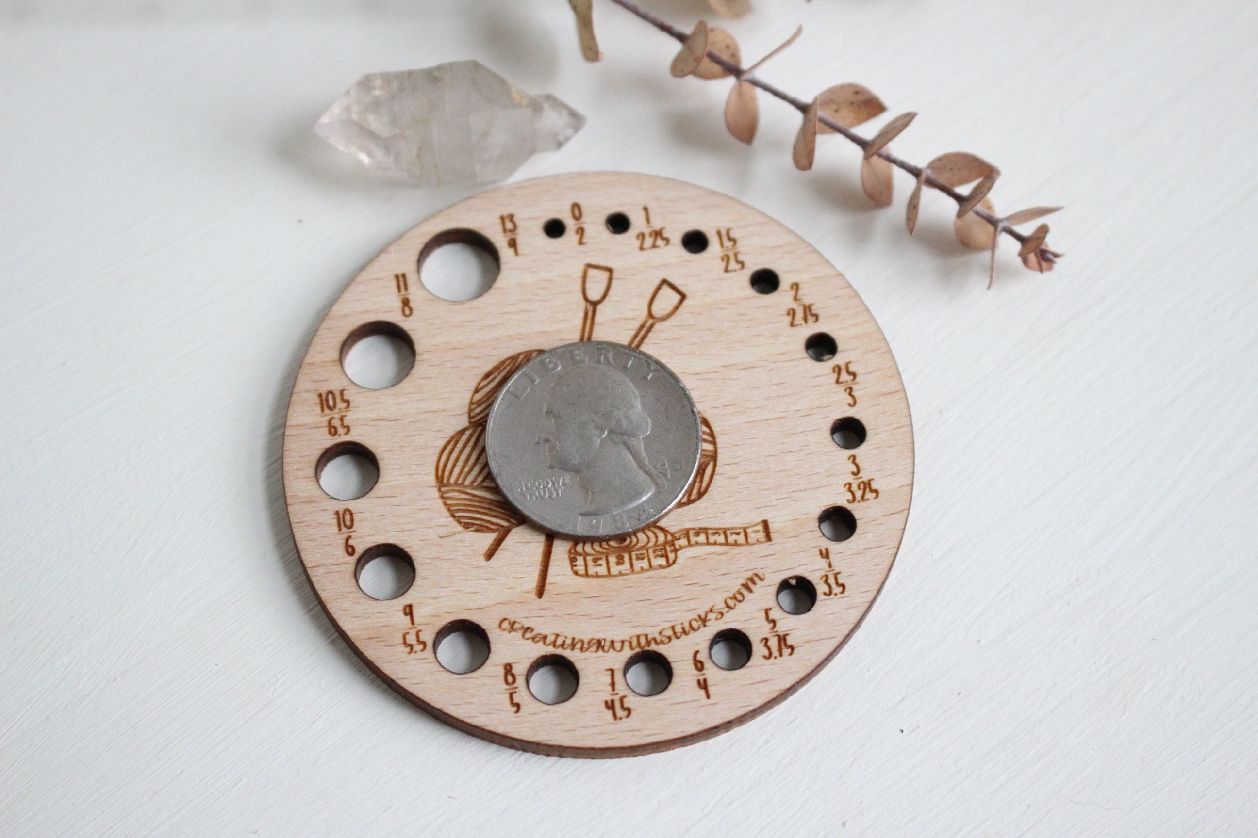 Wooden Yarn Ball Knitting Needle Gauge, Laser Engraved Solid Wood Needle Gauge, Knitting Accessories and Tools, Gift for Knitter